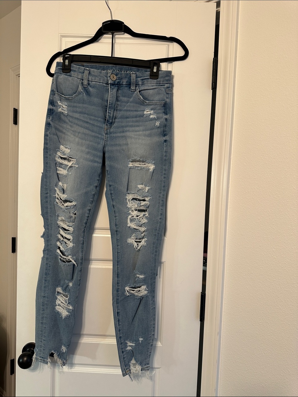 American Eagle Outfitters Light Blue High-Rise Jeans
